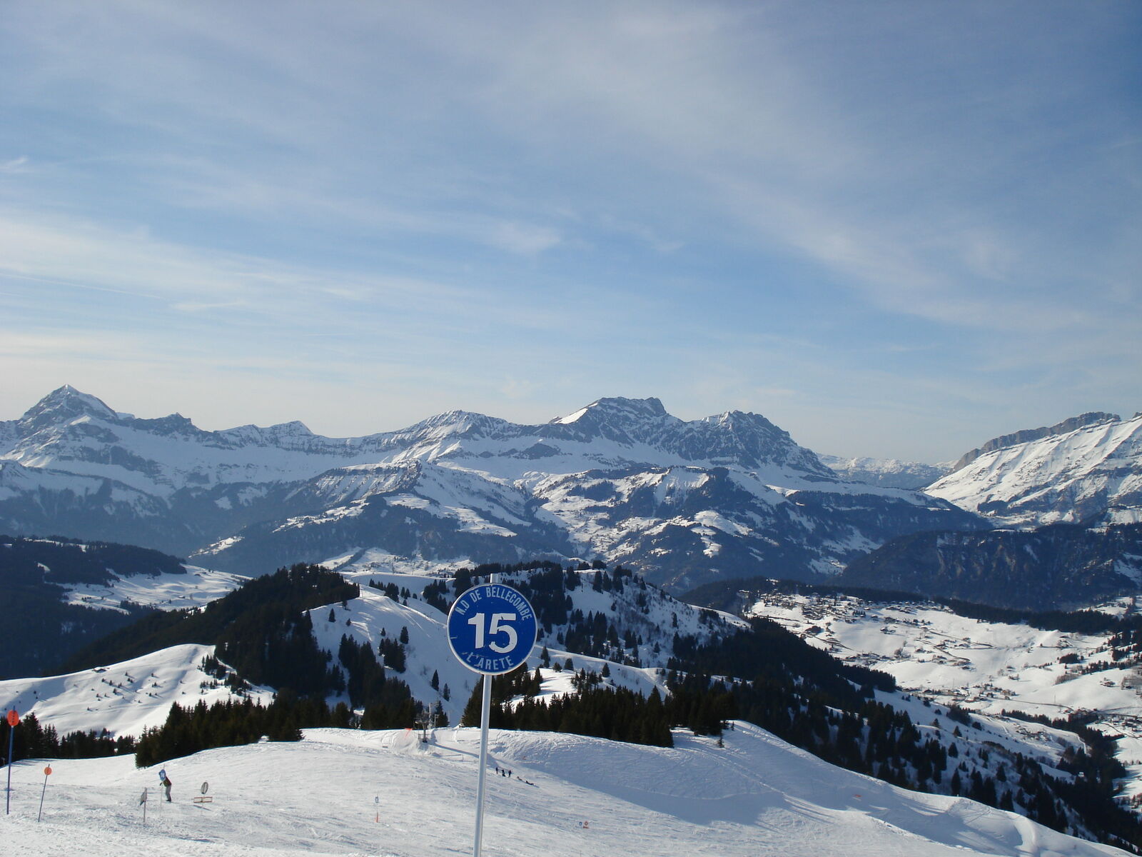Vue panoramique du domaine skiable Espace Diamant, secteur Praz-sur-Arly / Notre-Dame-de-Bellecombe
